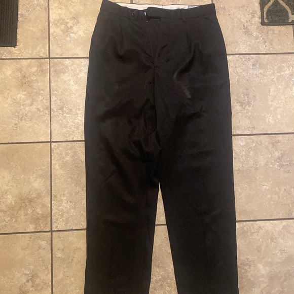 Simply basic men's black dress pants - Picture 4 of 4